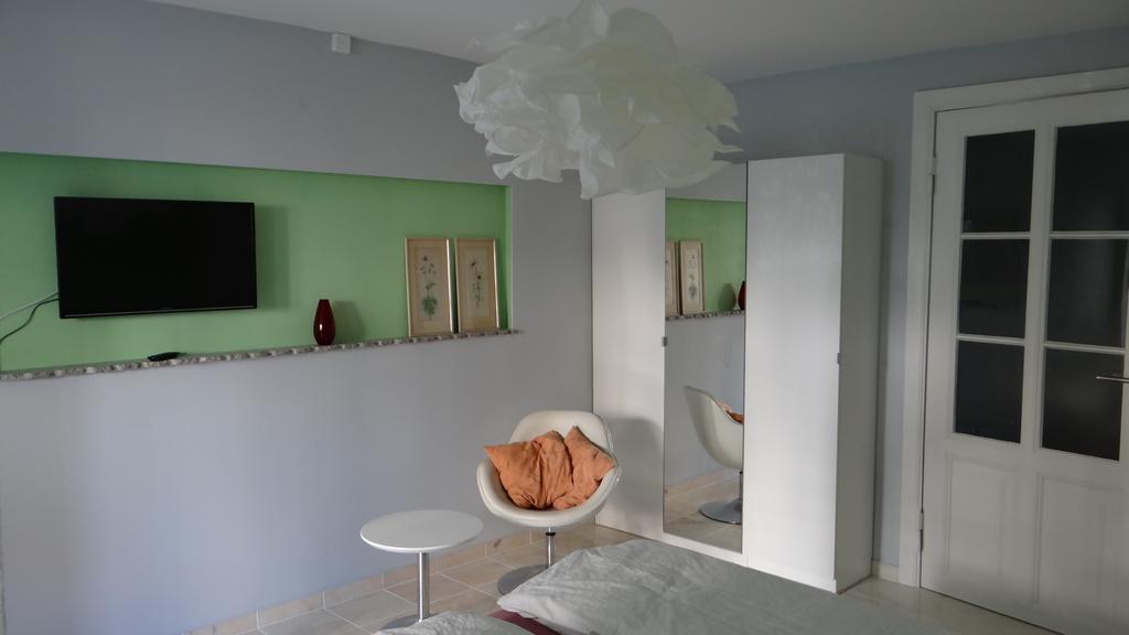 Temporary Living BRE Exterior foto